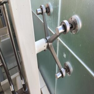 Kontraktor Kanopi Kaca Gantung Bengkulu – KacaTempered.co.id